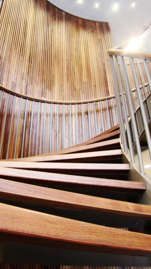 Metamont stairs (2)